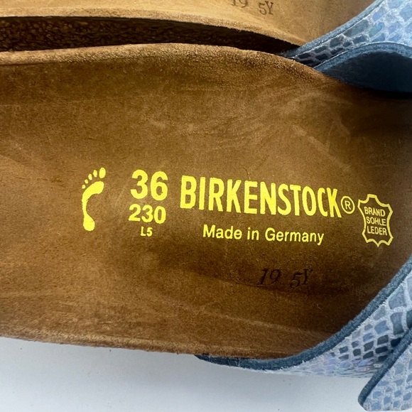 Birkenstock Women’s Arizona Sandal Sky Blue Shiny Snake Sky Size 36 (230) NEW - Picture 2 of 10